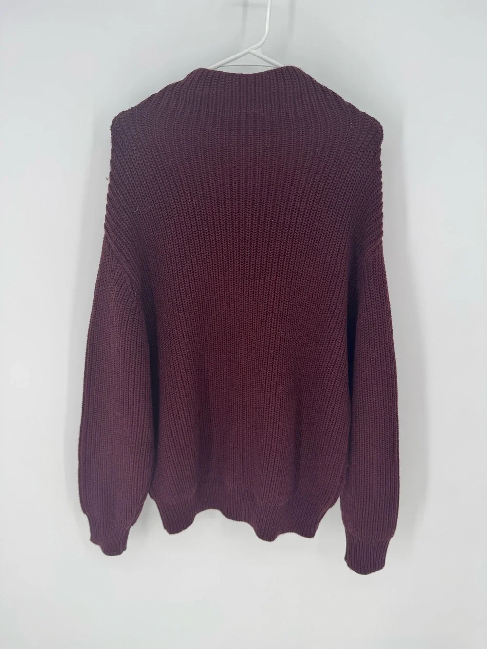 Wilfred cosy cottagecore minimalist 100% Marino wool burgundy Sweater